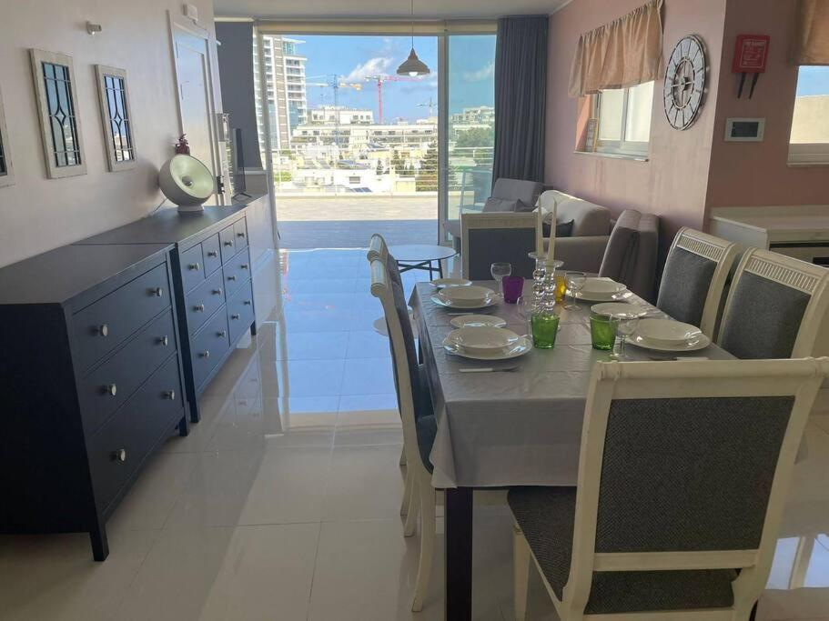 Apartment New Two Bedroom Penthouse In Swieqi/st.julian's *